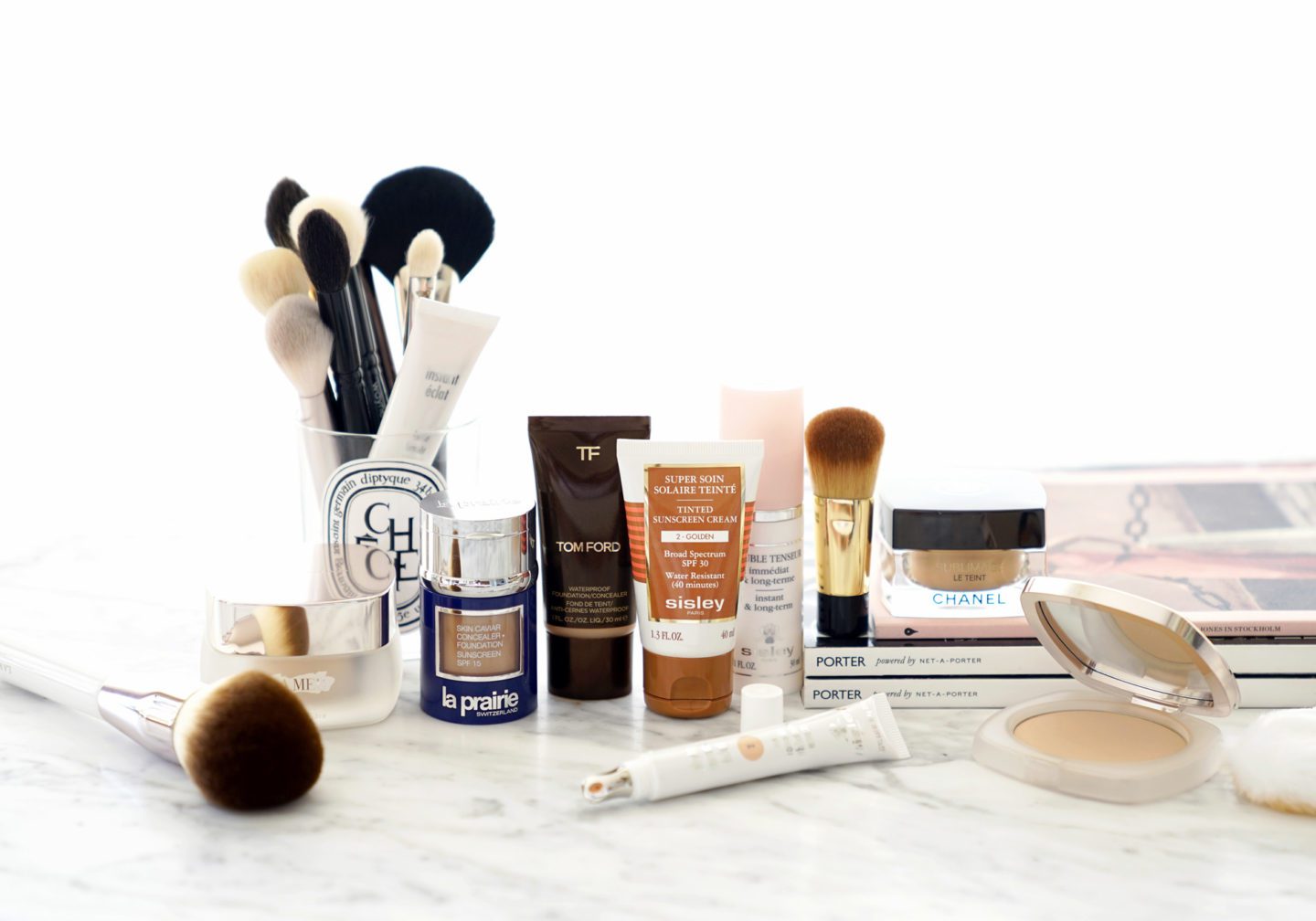 Best Luxury Foundations and Powders from La Mer, Tom Ford Beauty, Chanel, Sisley and La Prairie | Skin Glow Find