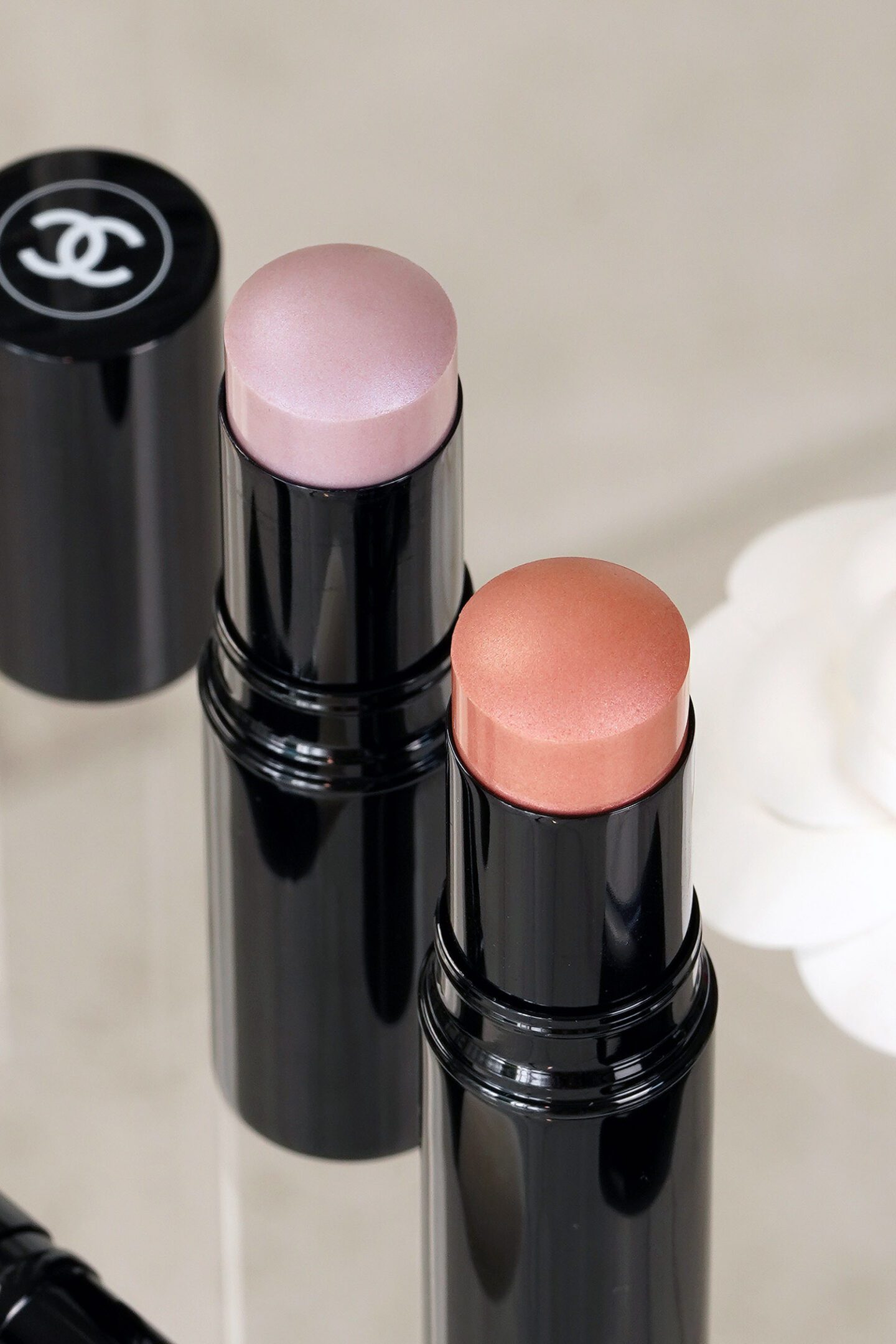 Chanel Baume Essentiel in Lilas and Dragee 